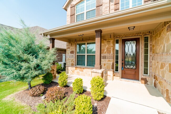 Building Photo - 3905 Cozy Pine Dr