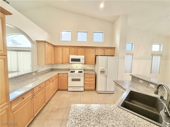 Building Photo - 2842 Altair St