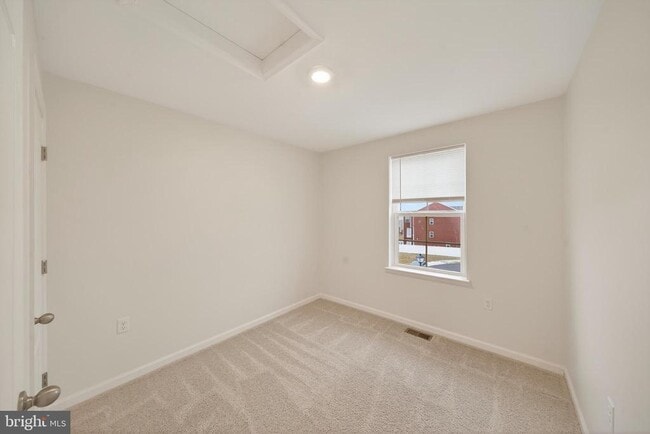 Building Photo - 338 Nocking Point Blvd