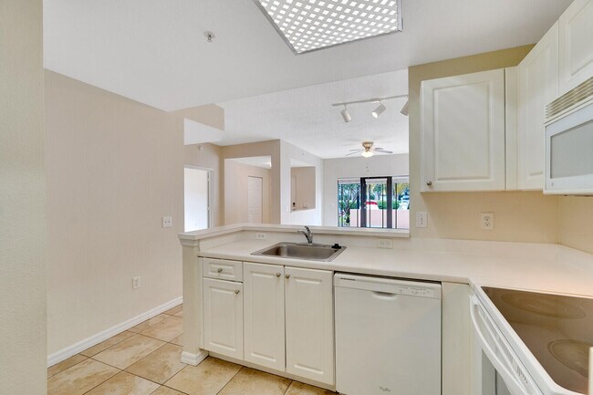 Building Photo - 2916 Tuscany Ct