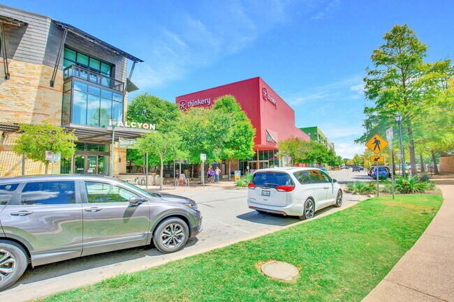 Building Photo - 1701 Simond Ave Ave