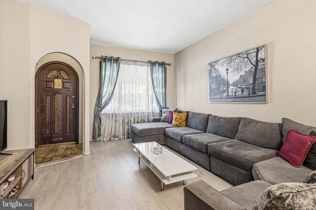 Building Photo - 1320 Mifflin St