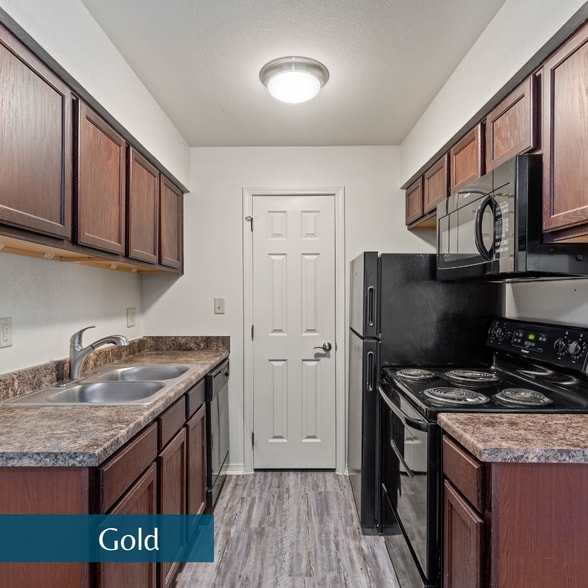 Primary Photo - Eagle Point