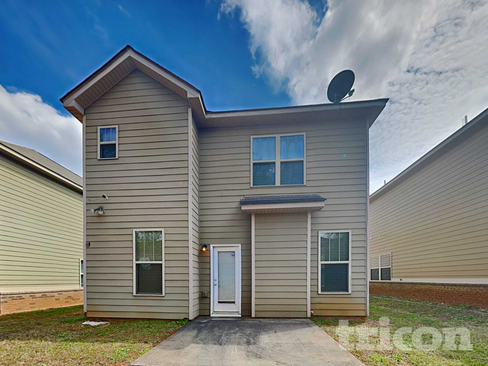 Building Photo - 500 Kirkland Dr