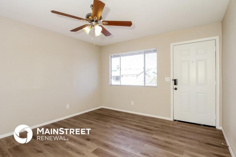 Building Photo - 510 N Tercera Ave