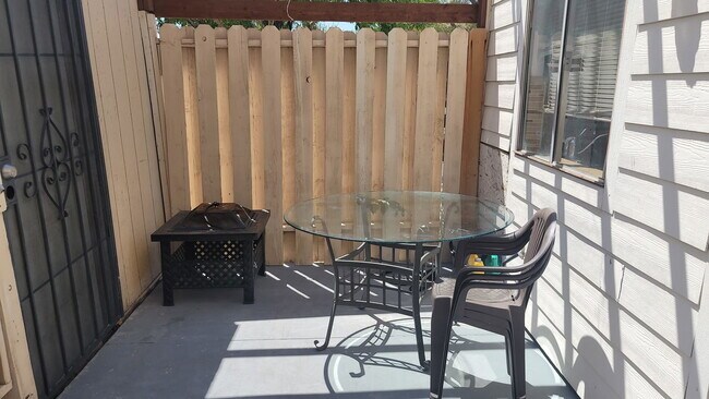 Building Photo - 4770 S Topaz St