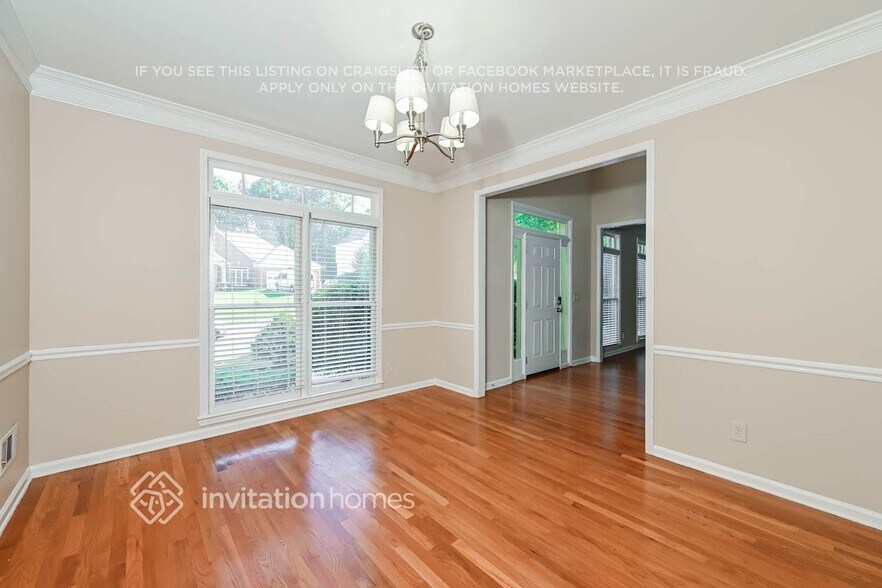 Building Photo - 275 Merritt Dr