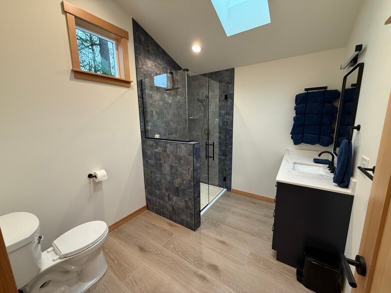 Building Photo - 2213 Squalicum Mountain Rd