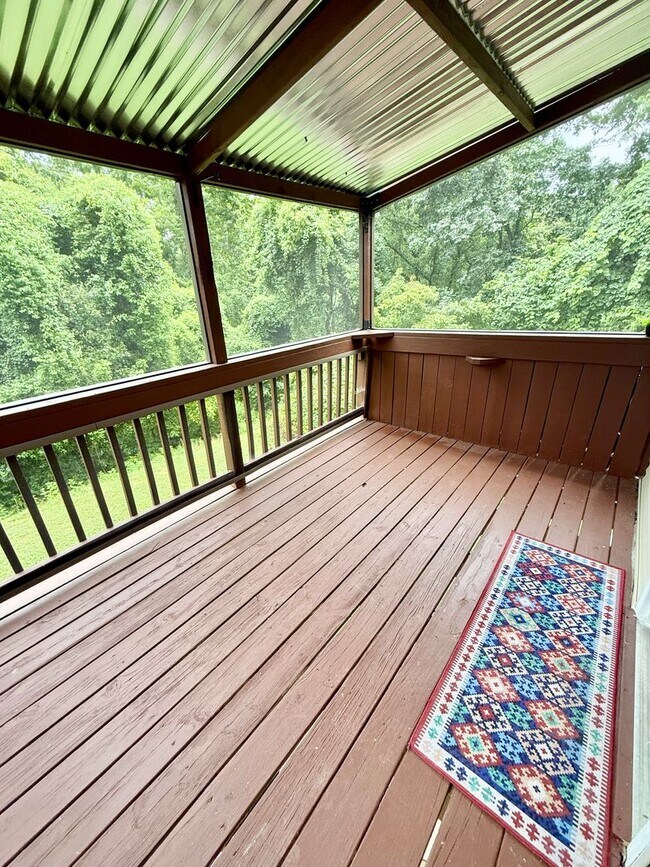 Building Photo - Convenience Meets Privacy – Updated 2BR Condo Minutes from Marina & Shopping! $1600/mo