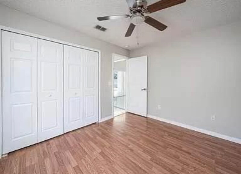 Building Photo - 17406 Woodcrest Way