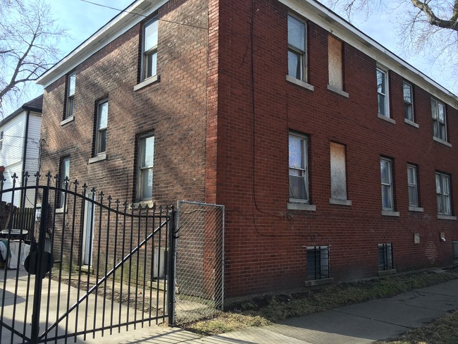 Building Photo - 1448 Campbell St