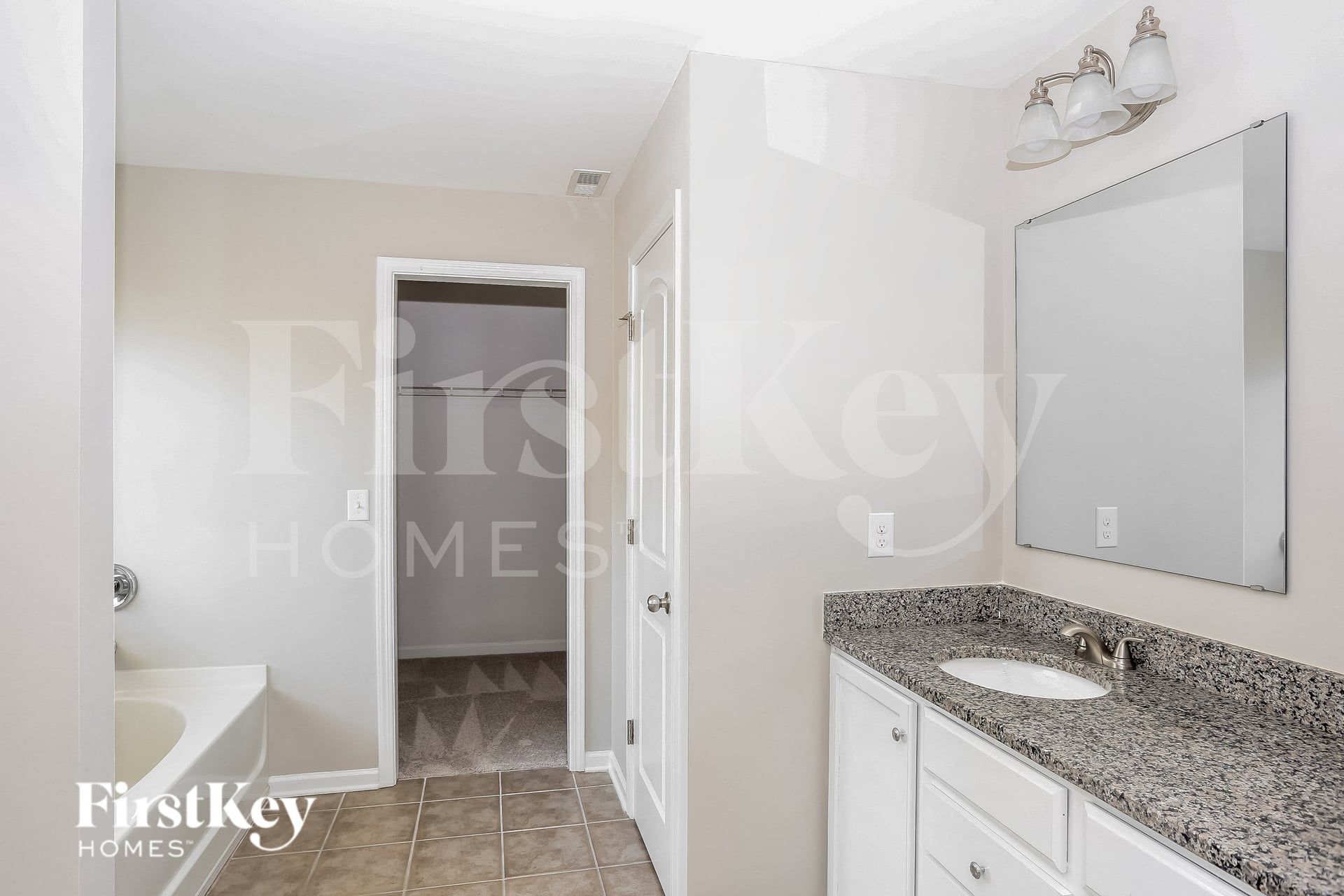 Building Photo - 12852 Clydesdale Dr