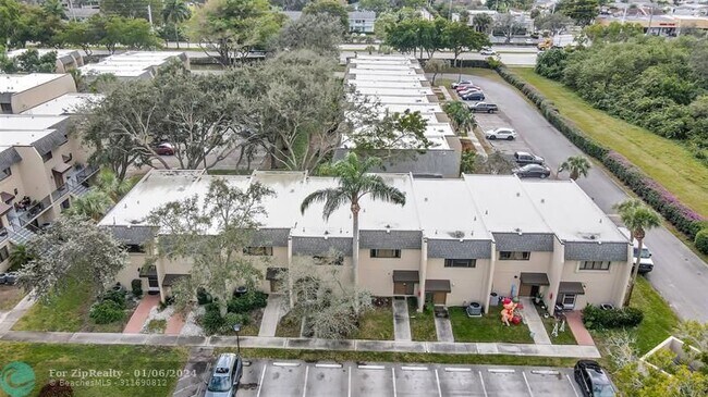 Building Photo - 97 Deer Creek Rd