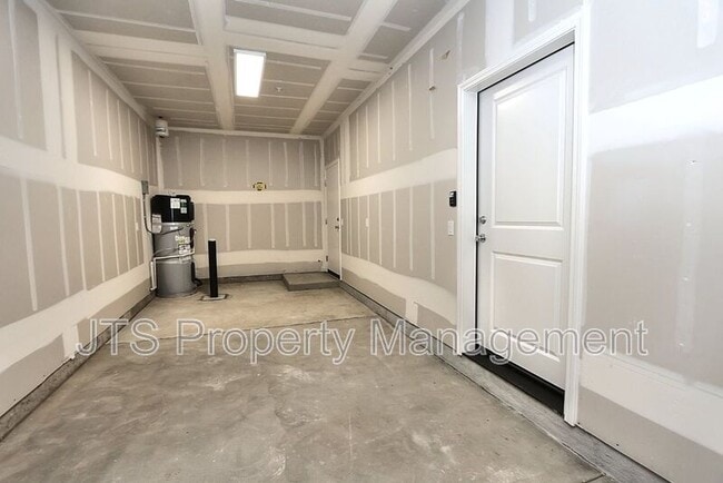 Building Photo - 47 Brookbay Way