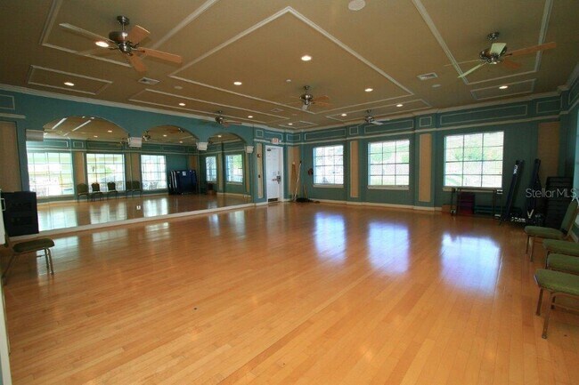 Building Photo - 3000 Pinnacle Ct