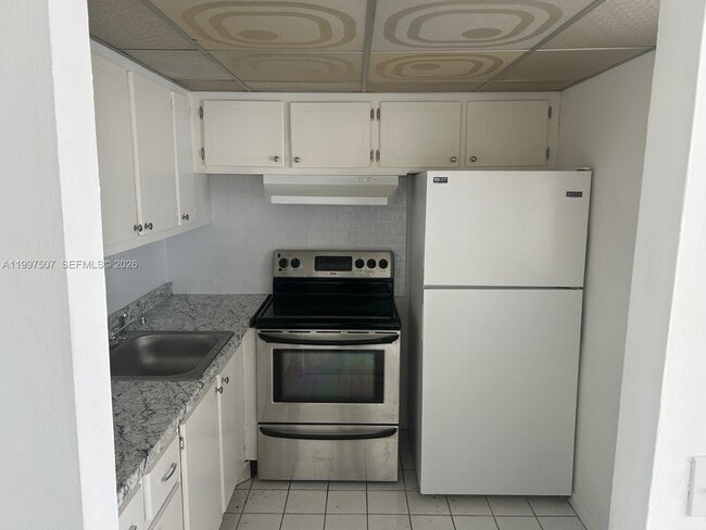 Building Photo - 89 Berkshire D