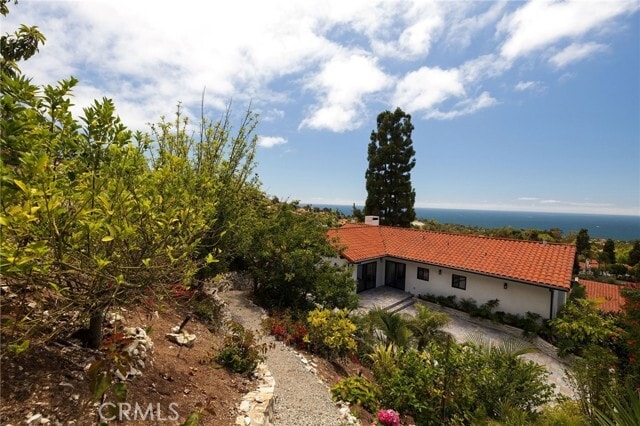 Building Photo - 1253 Vía Landeta