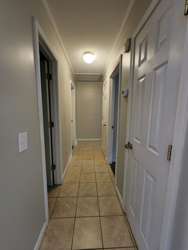 Building Photo - Foxhill Commons Subdivision