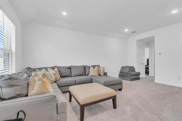 Building Photo - 2428 Mankato Dr