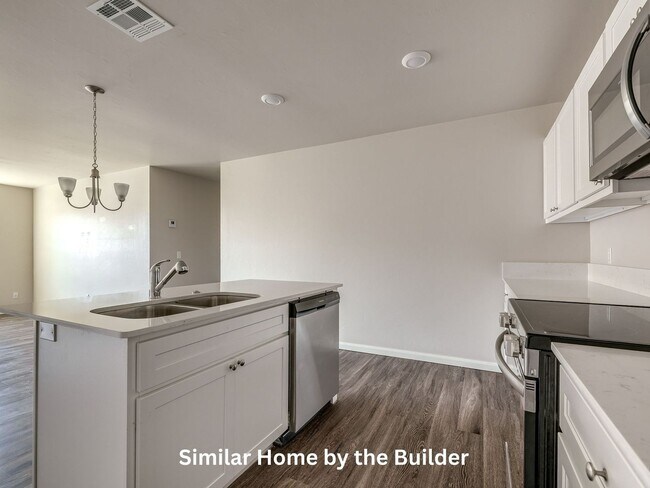 Building Photo - Pet-Friendly 3-Bed Home – Move-In Ready with Garage