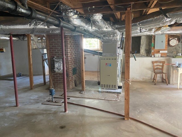 Building Photo - 31 Queen Rd