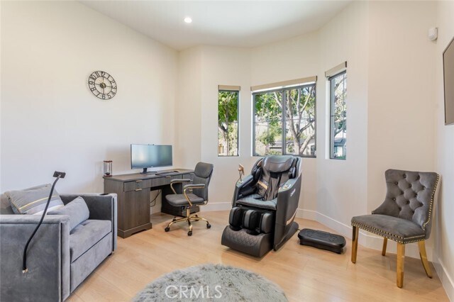 Building Photo - 7714 Lasaine Ave