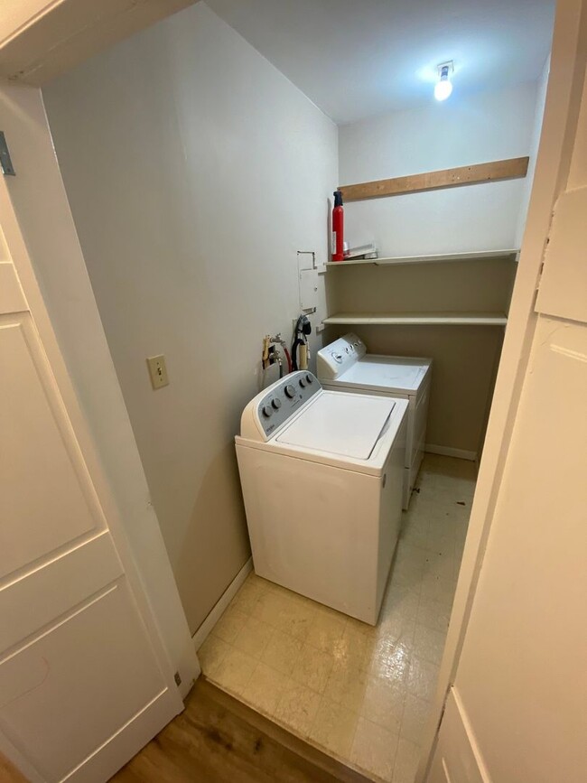 Building Photo - Charming 3BR House in Christiana
