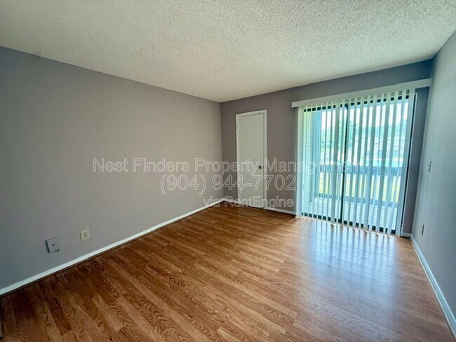 Building Photo - 10200 Belle Rive Blvd