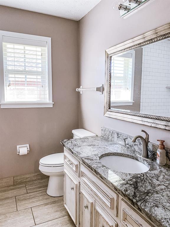 Building Photo - 122 Livingston Cir