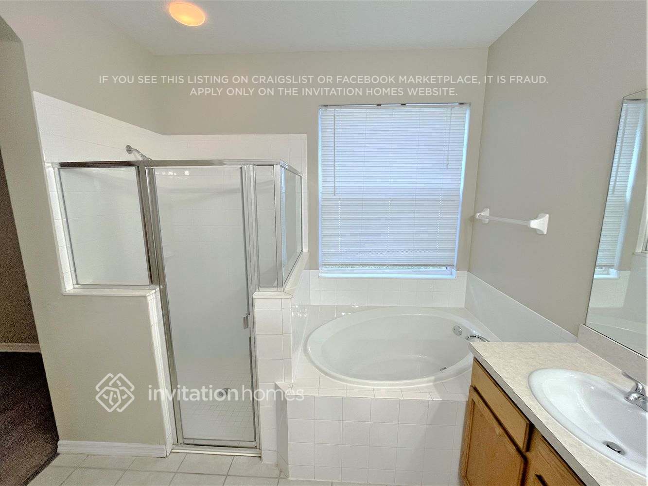 Building Photo - 6016 36th Ct E