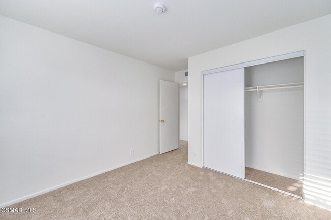 Building Photo - 150 Los Angeles Ave