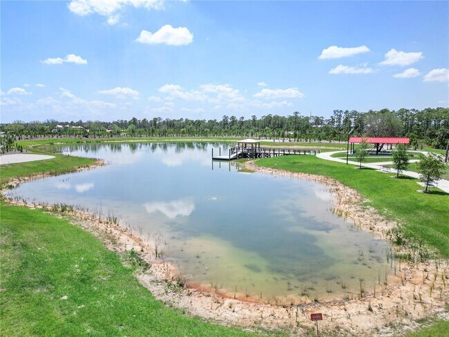 Building Photo - 44300 Saddlewood Ct