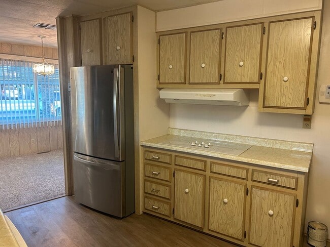 Building Photo - 2 bedroom long term rental in Sun Lakes