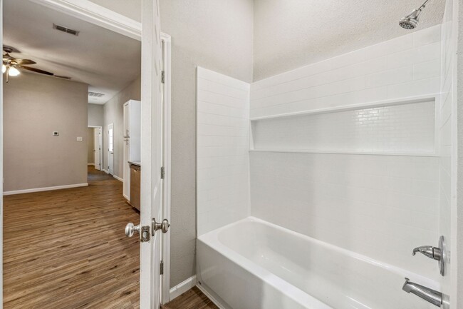 Building Photo - 778 N Belknap St