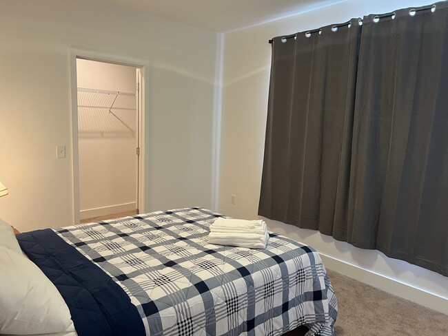 Building Photo - 1118 Nova St