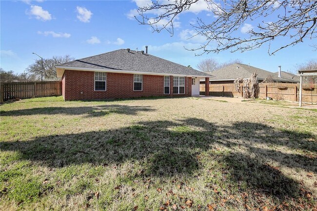 Building Photo - 3800 Stony Creek Ln