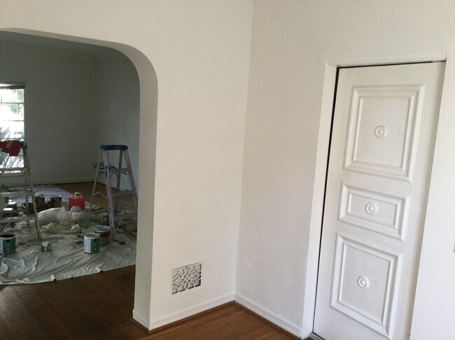 Dining room - 8372 Blackburn Ave