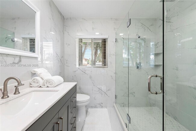 Building Photo - 2531 Key Largo Ln