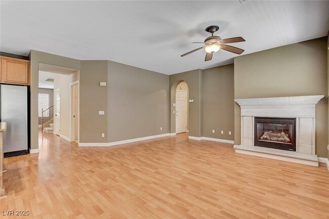 Building Photo - 1005 Roaring River Ave
