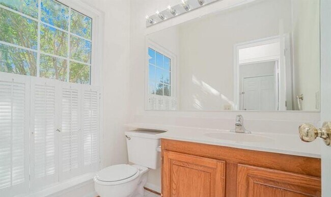 Building Photo - 13116 Holly Leaf Ct