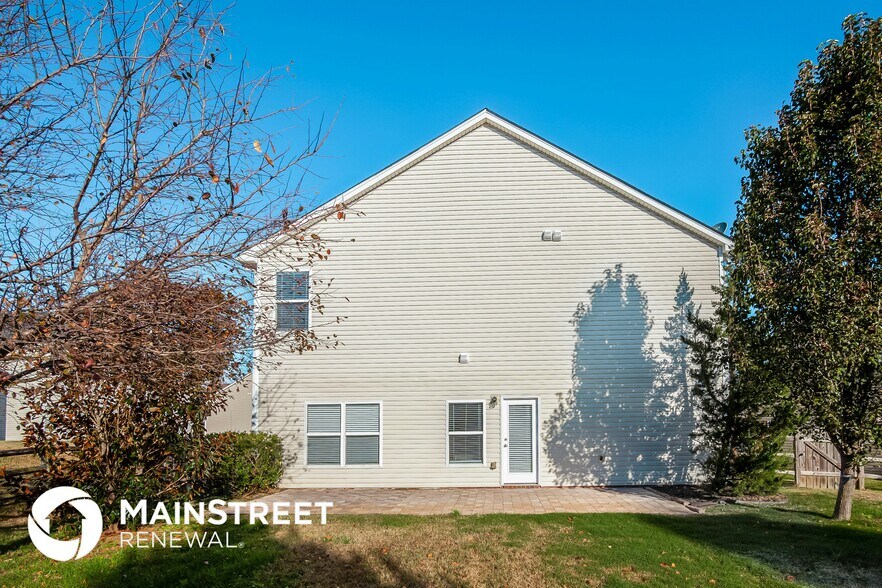 Building Photo - 1013 Lavender Cir