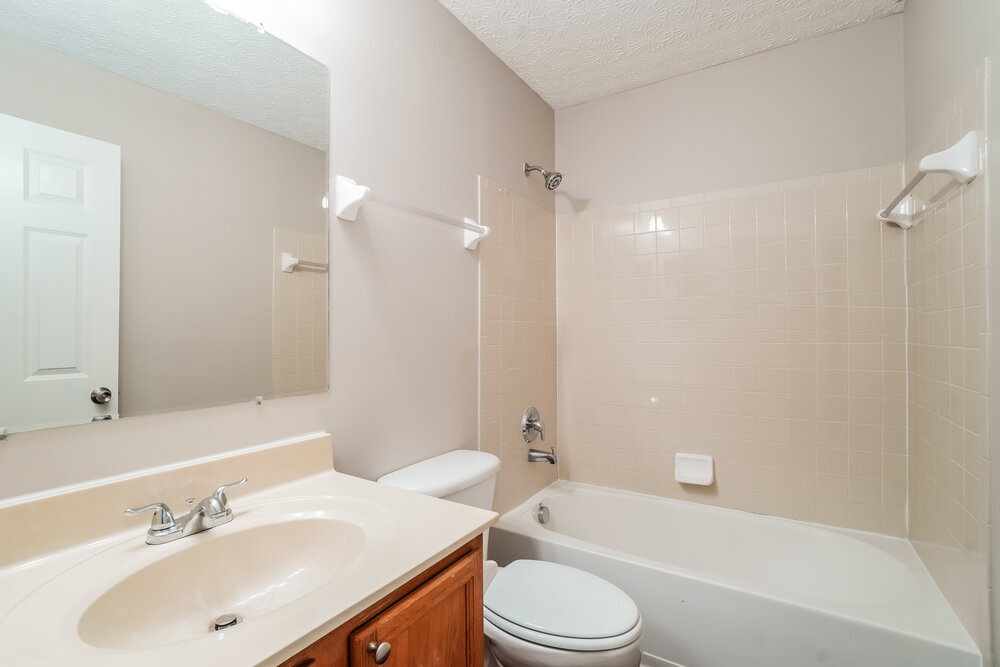 Building Photo - 3174 Gallant Dr