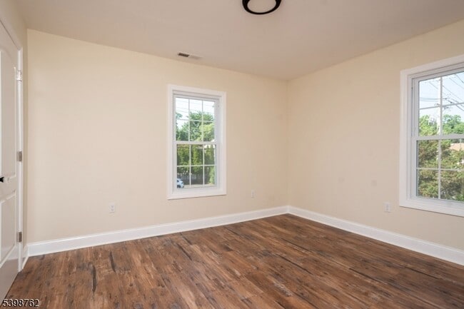 Building Photo - 55 Stevens Ave