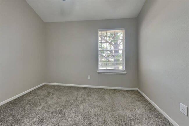 Building Photo - 6226 Langham Dr