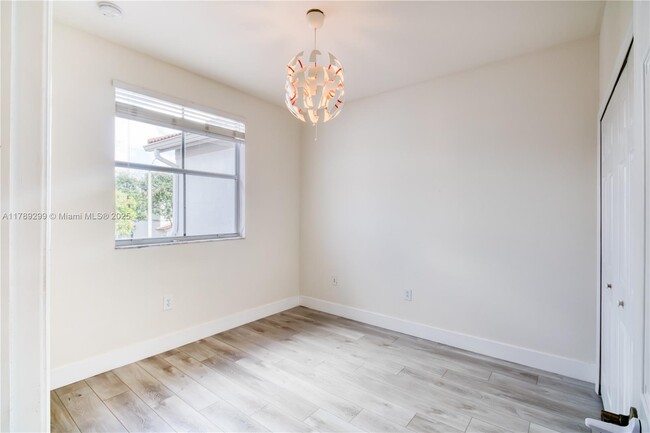 Building Photo - 7856 NW 110th Ave