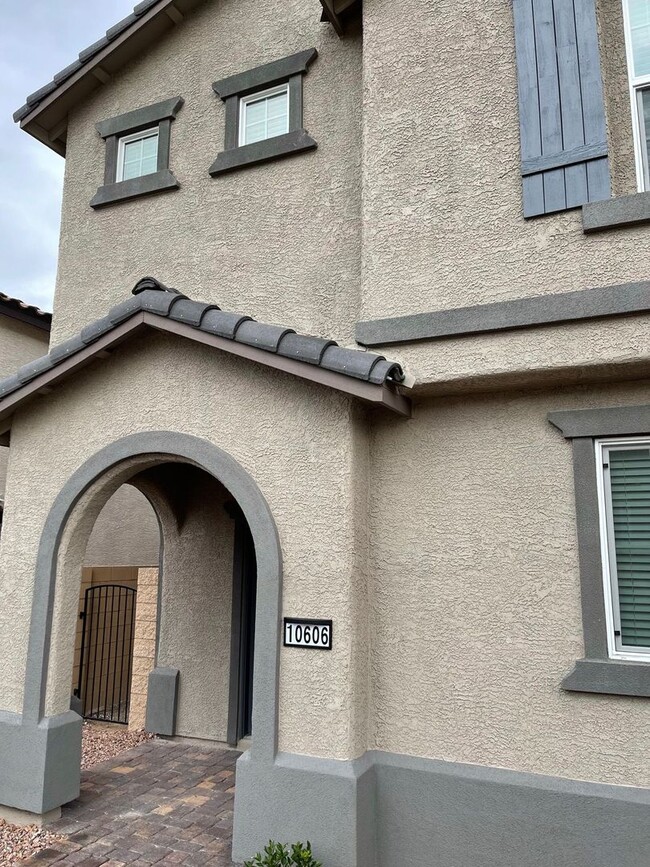 Building Photo - BRAND NEW HOME - Skye Canyon