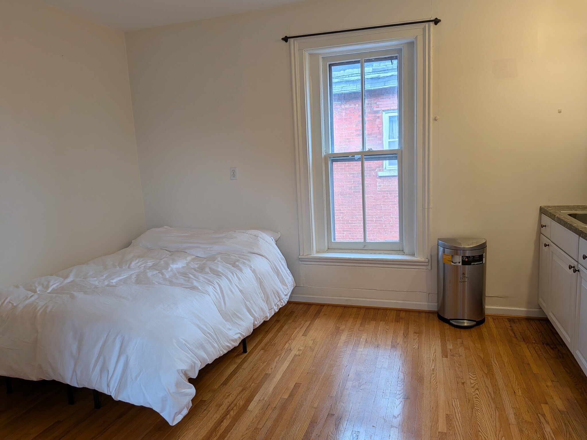 Building Photo - 516 Prospect Ave