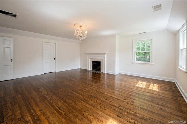 Building Photo - 34 Wolfe Ln