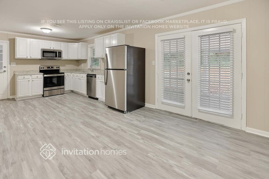 Building Photo - 2932 Heather Dr