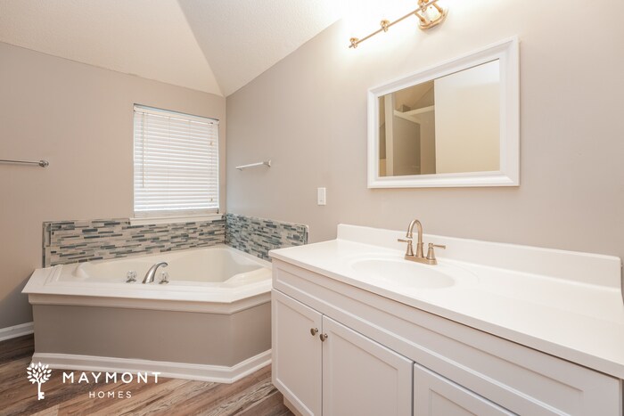 Building Photo - 1650 Cutters Mill Dr